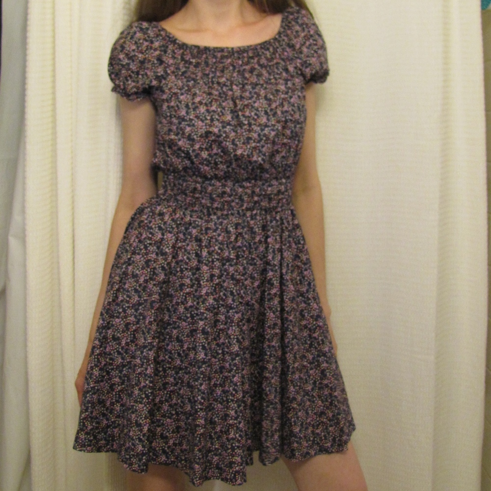 H&M Dress Off Shoulder Stretchy